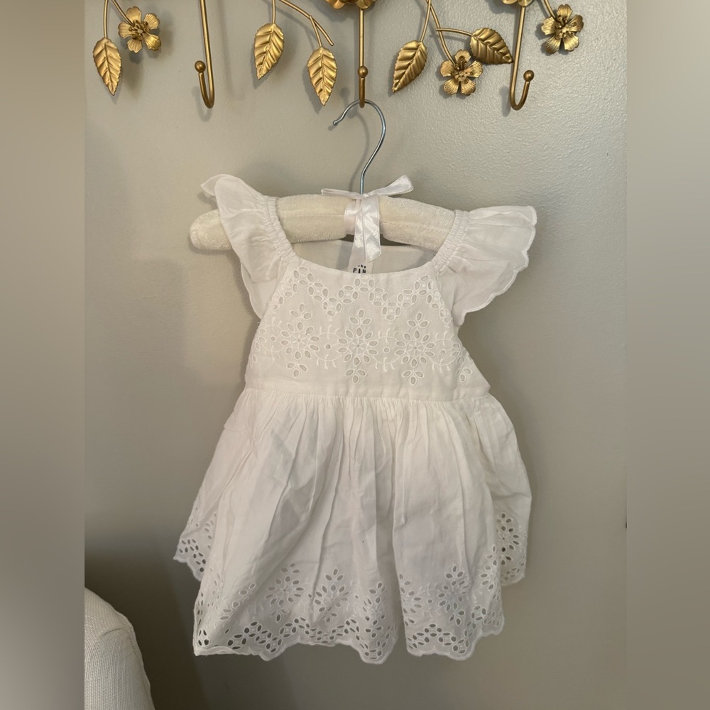 Gap kids white dress